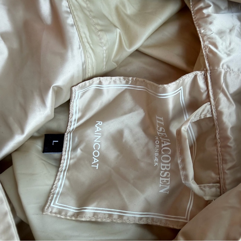 Ilse Jacobsen Gold Raincoat Poncho - Picture 7 of 8